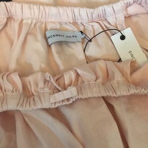 Sincerly Jules Tops - < Sincerely Jules> shoulder off light pink top Sincerly Jules Tops - < Sincerely Jules> shoulder off light pink top